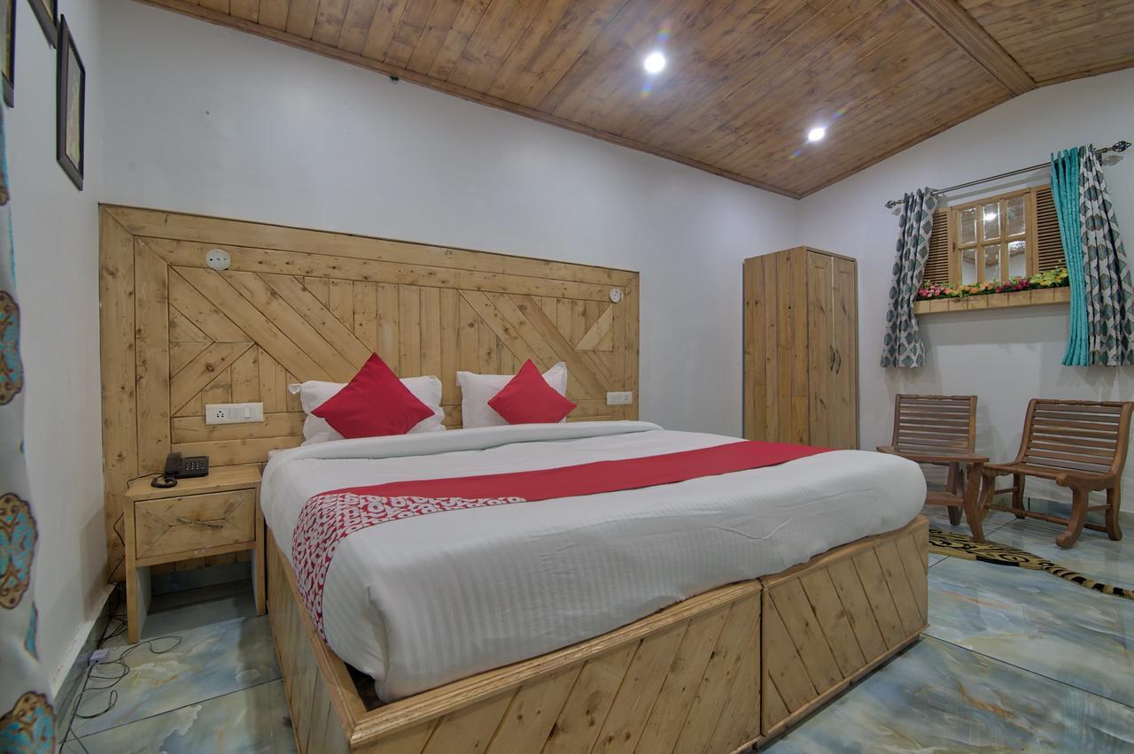 Oyo 13755 Woodstock Inn Далхаузи Экстерьер фото